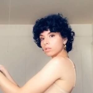 Meet your Posher, Dolly